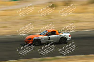 media/May-31-2025-CalClub SCCA (Sat) [[2c1a04e1ee]]/Race/Group 5/Turn 4b/